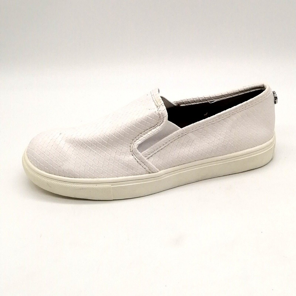 Express Shoes Womens Loafer Sneaker White Flat Heel Slip On Cushioned Insole 6